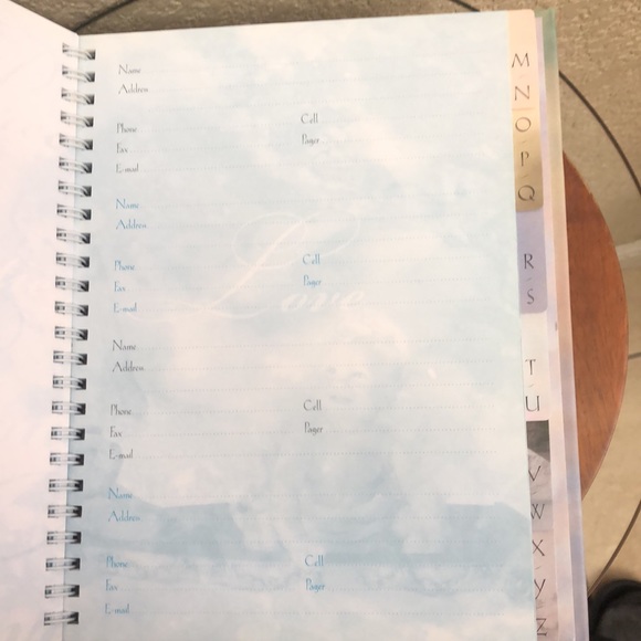 Address book - Picture 4 of 6